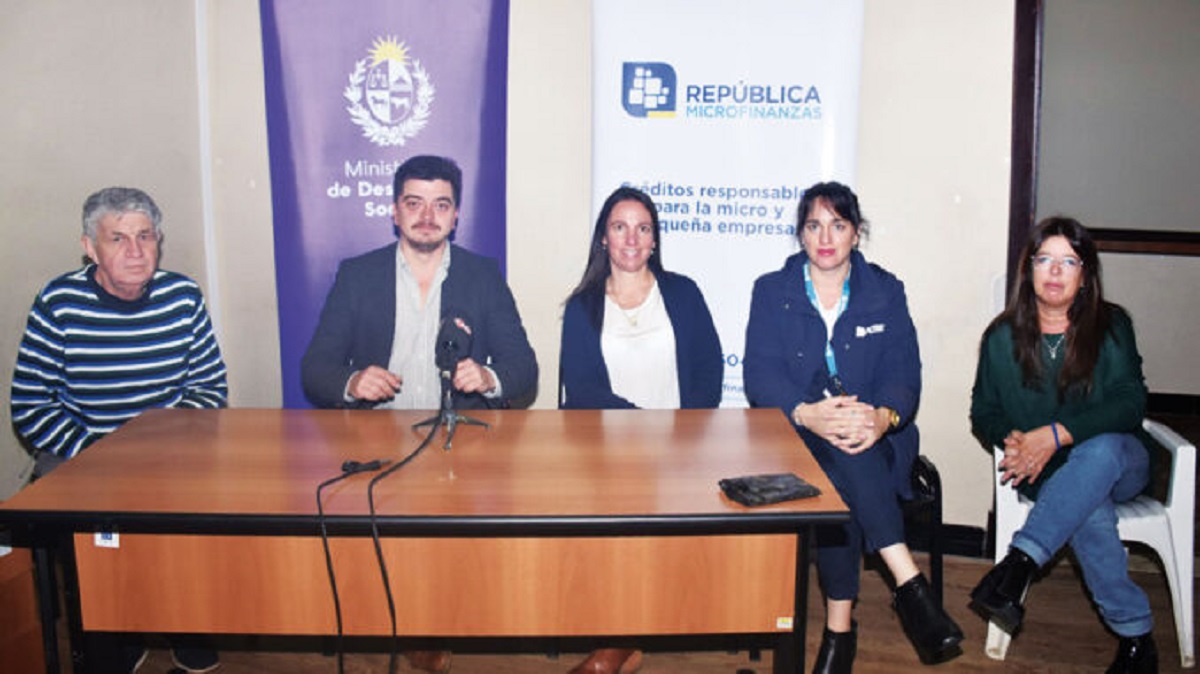 Créditos MIDES para monotributistas: cómo funciona el programa y cómo postularse 1 El Mides abrió inscripción para que monotributistas accedan a créditos